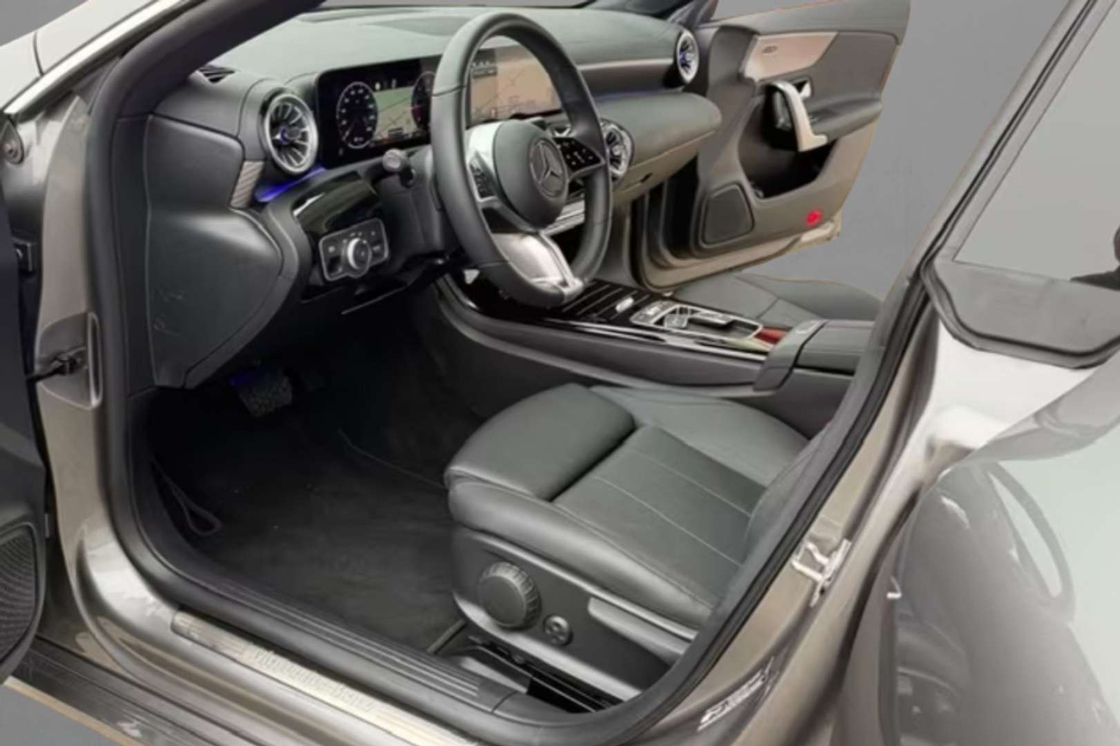 Mercedes CLA 180 Premium Plus - 2025 - Joinsteer - #5