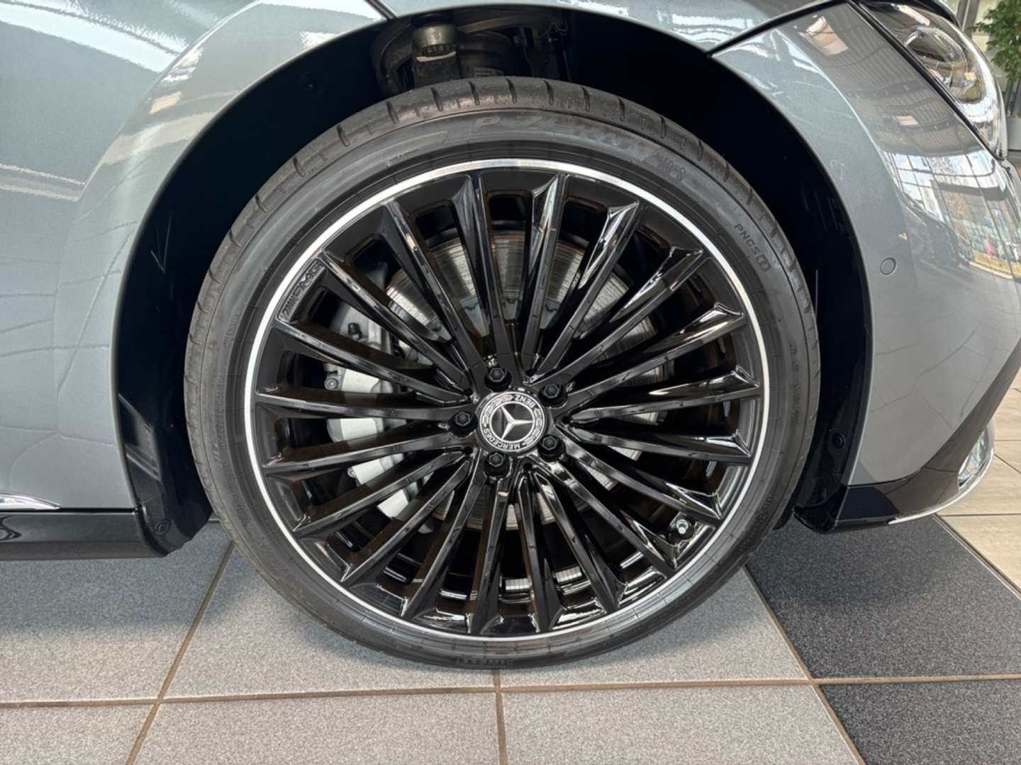 Mercedes EQE 300 AMG Line - 2025 - Joinsteer - #5