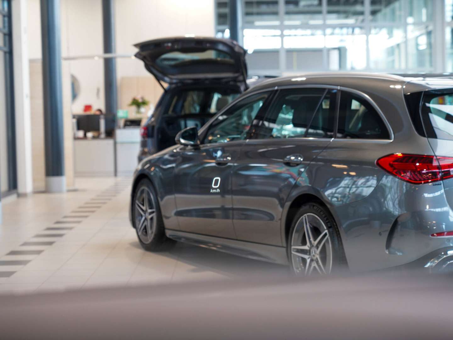 Mercedes EQE 350 AMG Line - 2025 - Joinsteer - #18