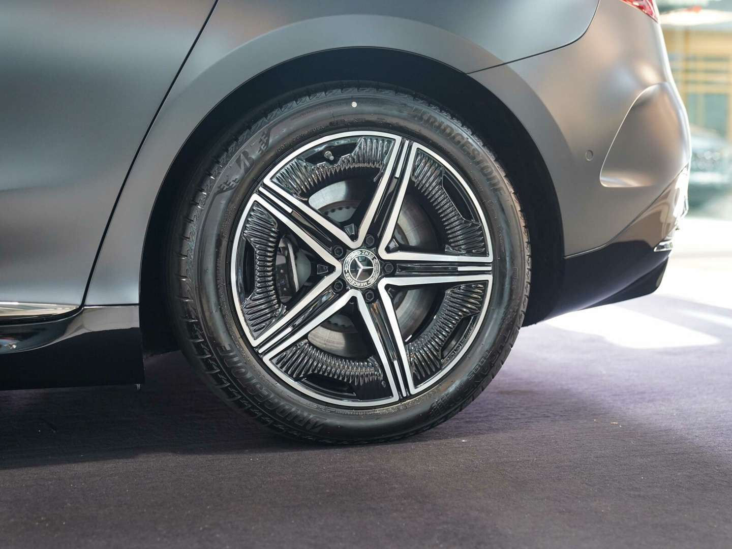 Mercedes EQE 300 AMG Line - 2023 - Joinsteer - #13