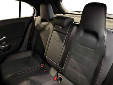 Mercedes Classe A250 E 250 AMG Line — photo 16