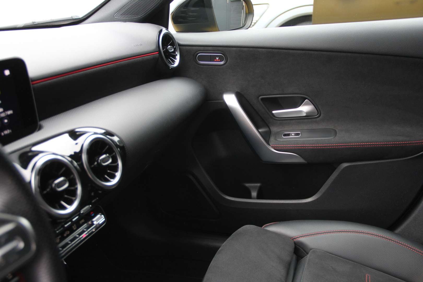 Mercedes Classe A 180 Night Edition - 2020 - Joinsteer - #14