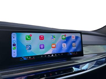 BMW I7 M60 XDrive — photo 17
