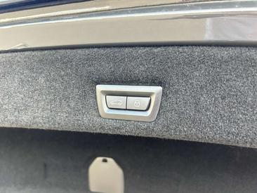BMW I7 M60 XDrive — photo 40