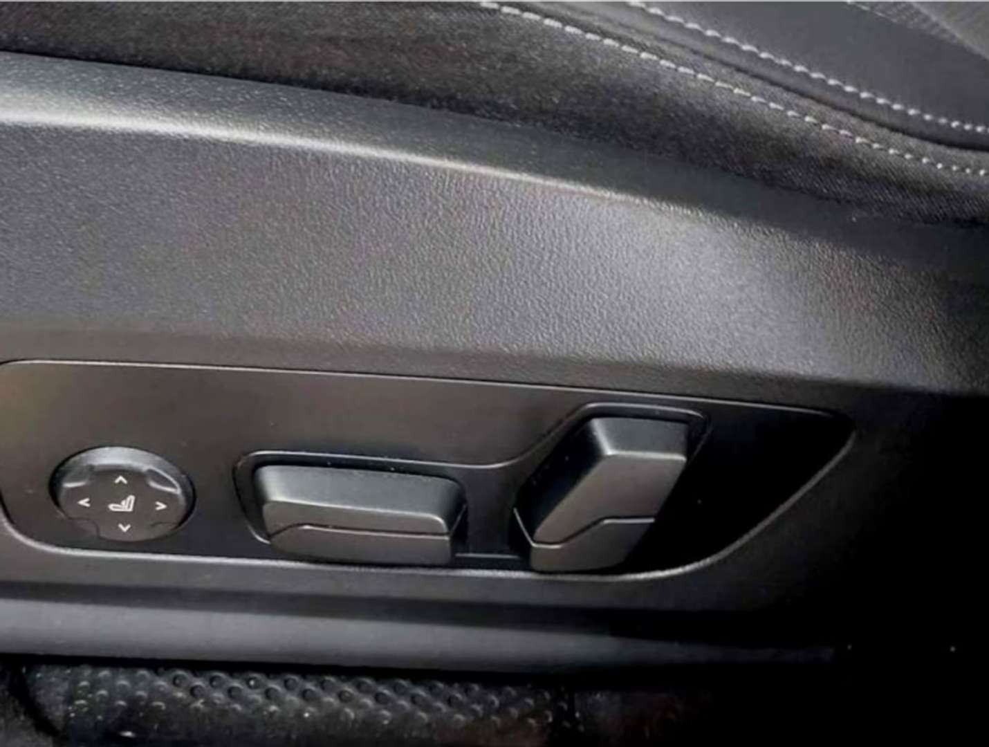 BMW X1 SDrive 18i - 2023 - Joinsteer - #9