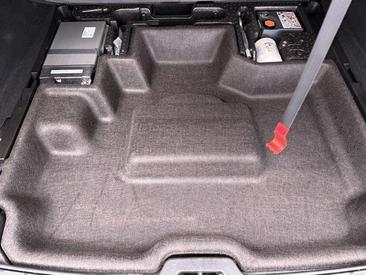 Volvo XC60 B4 Core — photo 18
