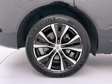Volvo XC60 B4 Core — photo 20