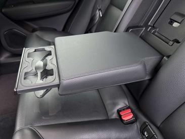 Volvo XC60 B4 Core — photo 42