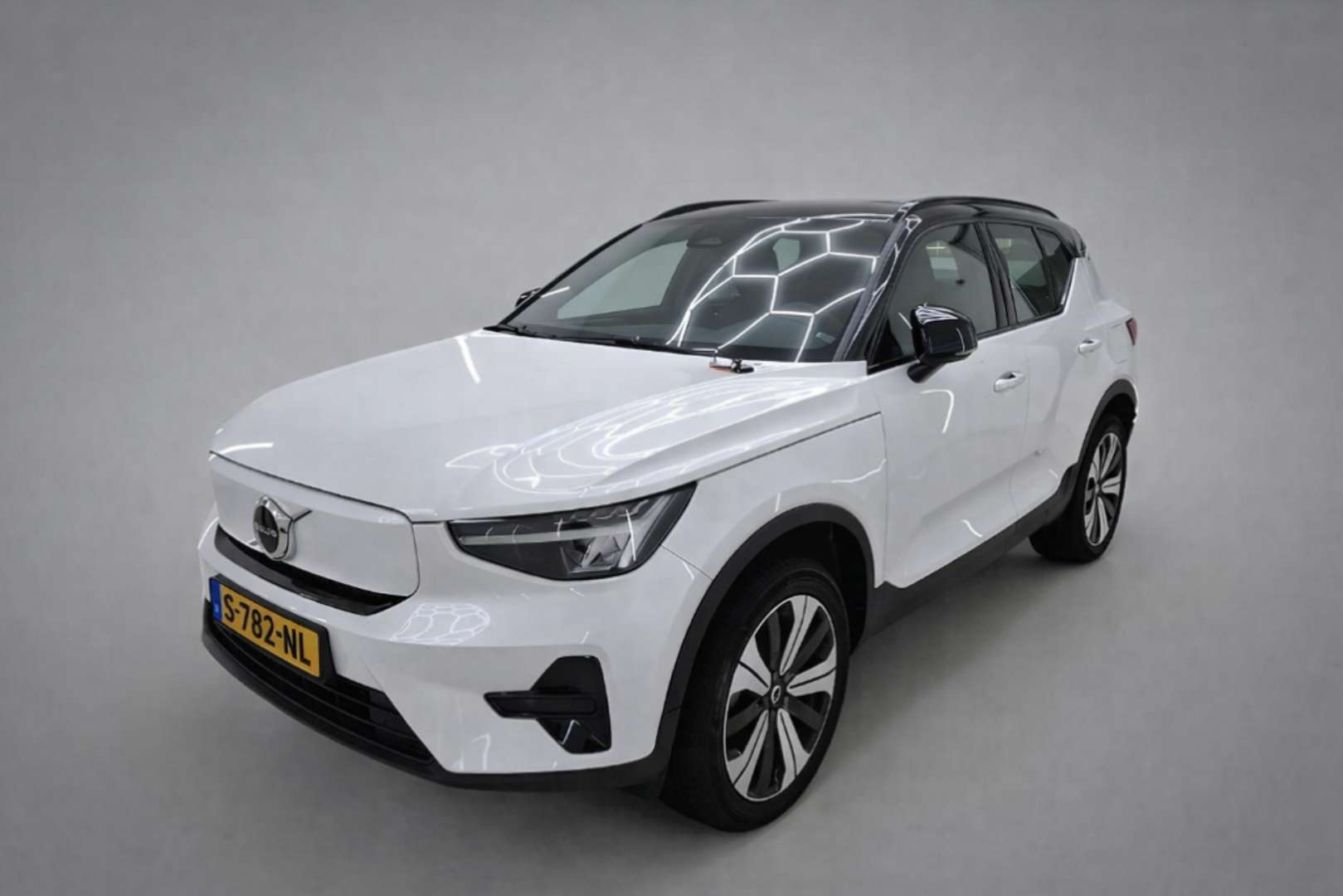 Volvo XC40 Recharge Core - 2023 - Joinsteer - #1