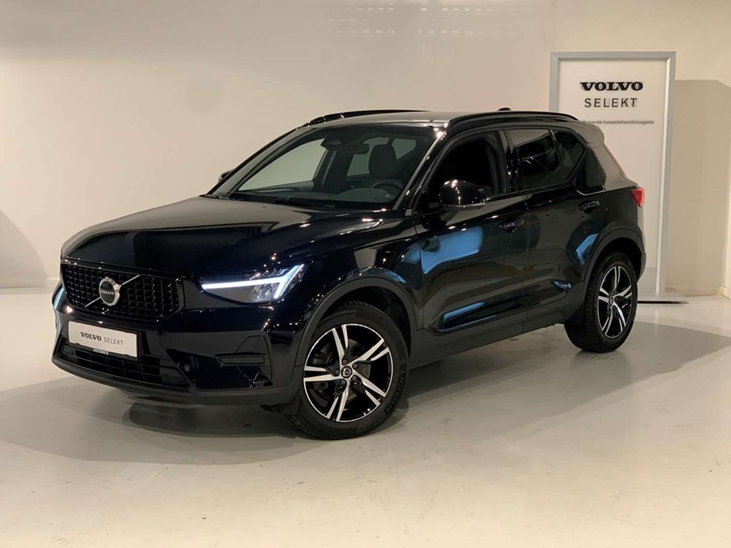 Volvo XC40 B3 Plus - 2024 - Joinsteer - #1