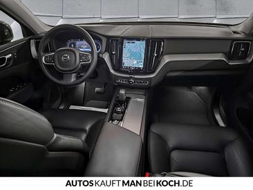 Volvo XC60 B4 Core — photo 8