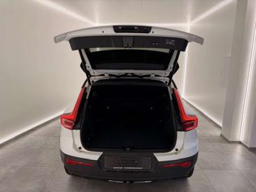 Volvo XC40 T6 Recharge R-Design — photo 7
