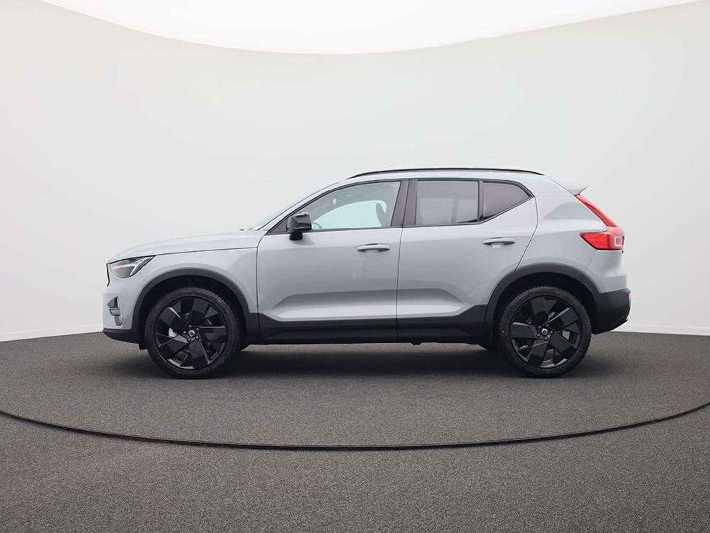 Volvo XC40 B4 Plus - 2026 - Joinsteer - #1
