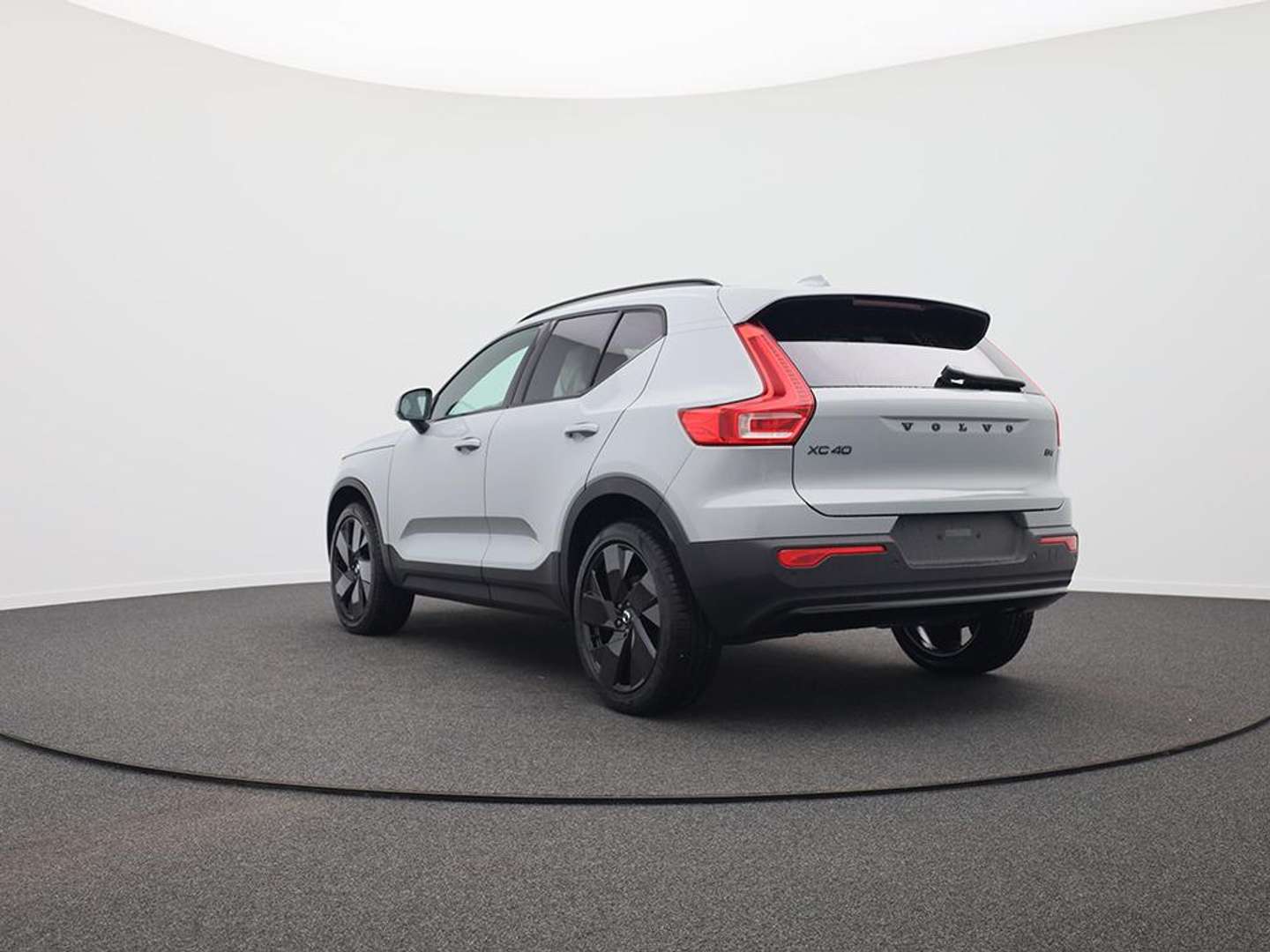 Volvo XC40 B4 Plus - 2026 - Joinsteer - #3