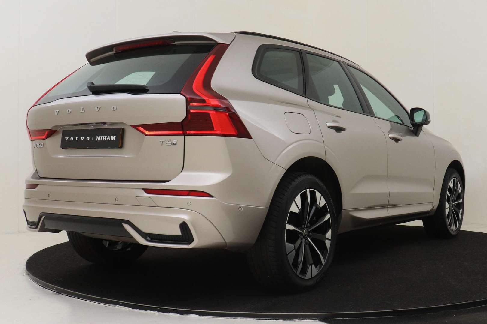 Volvo XC60 T6 Recharge Ultimate - 2025 - Joinsteer - #1