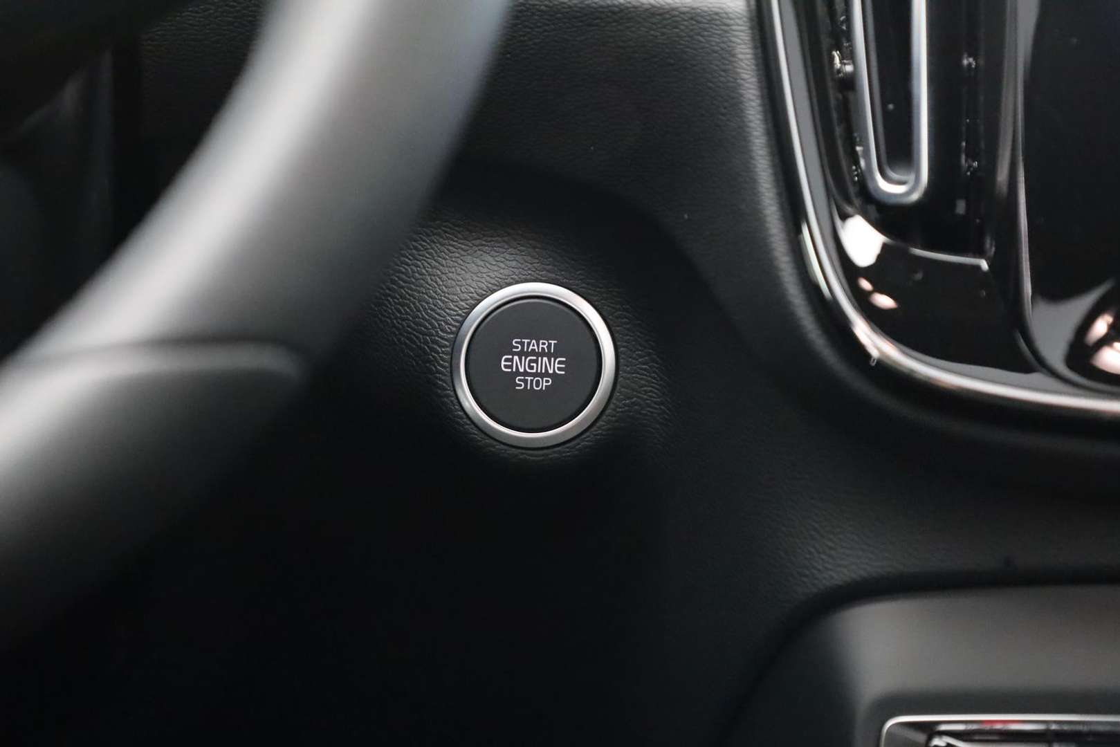 Volvo XC40 B4 Plus - 2026 - Joinsteer - #29