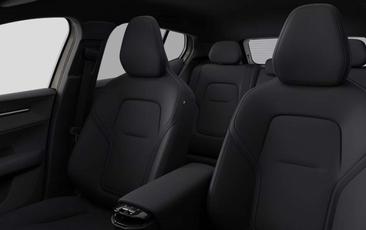 Volvo EX30 P5 Long Range Plus — photo 5