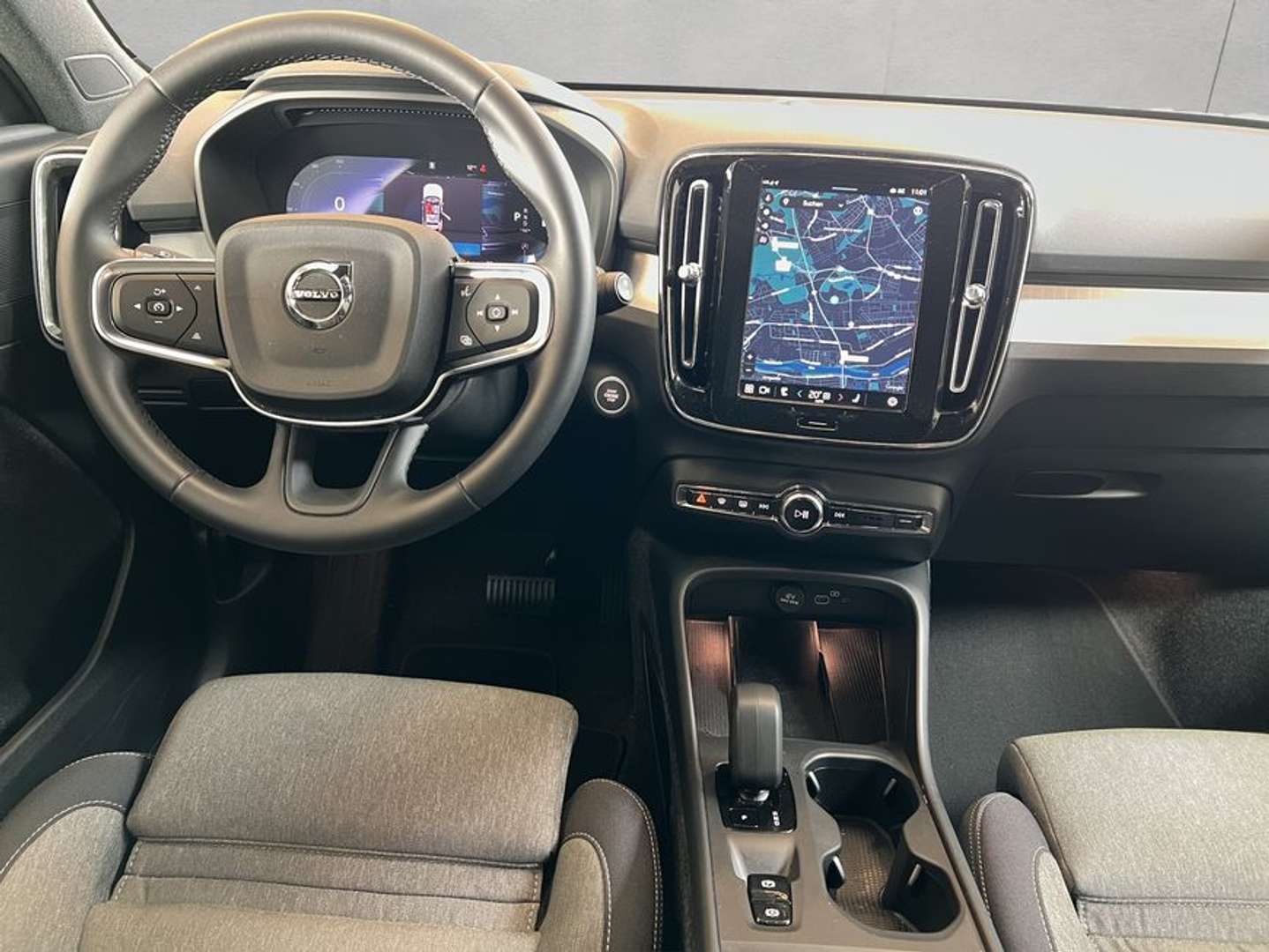 Volvo XC40 B3 Core - 2024 - Joinsteer - #12