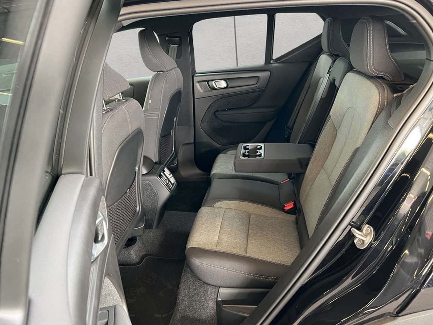 Volvo XC40 B3 Core - 2024 - Joinsteer - #16