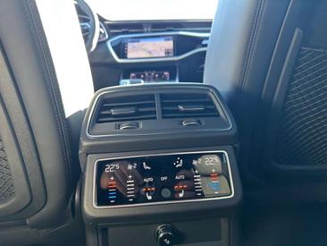 Audi RS6 Performance — photo 21