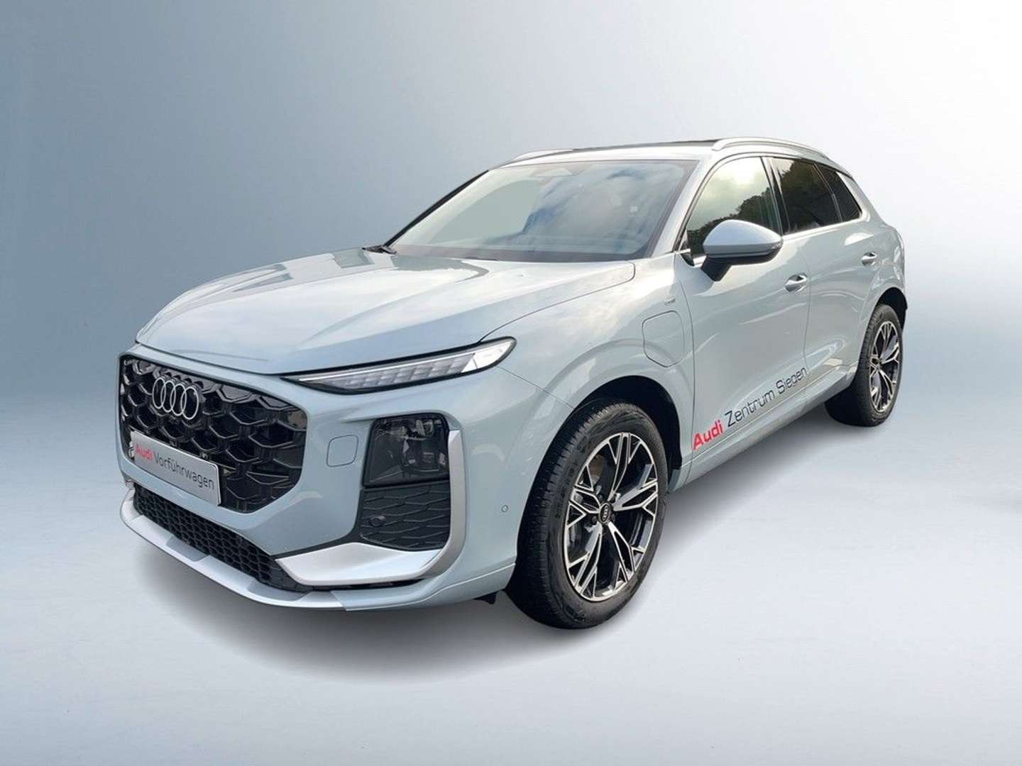 Audi Q3 E-hybrid - 2025 - Joinsteer - #1