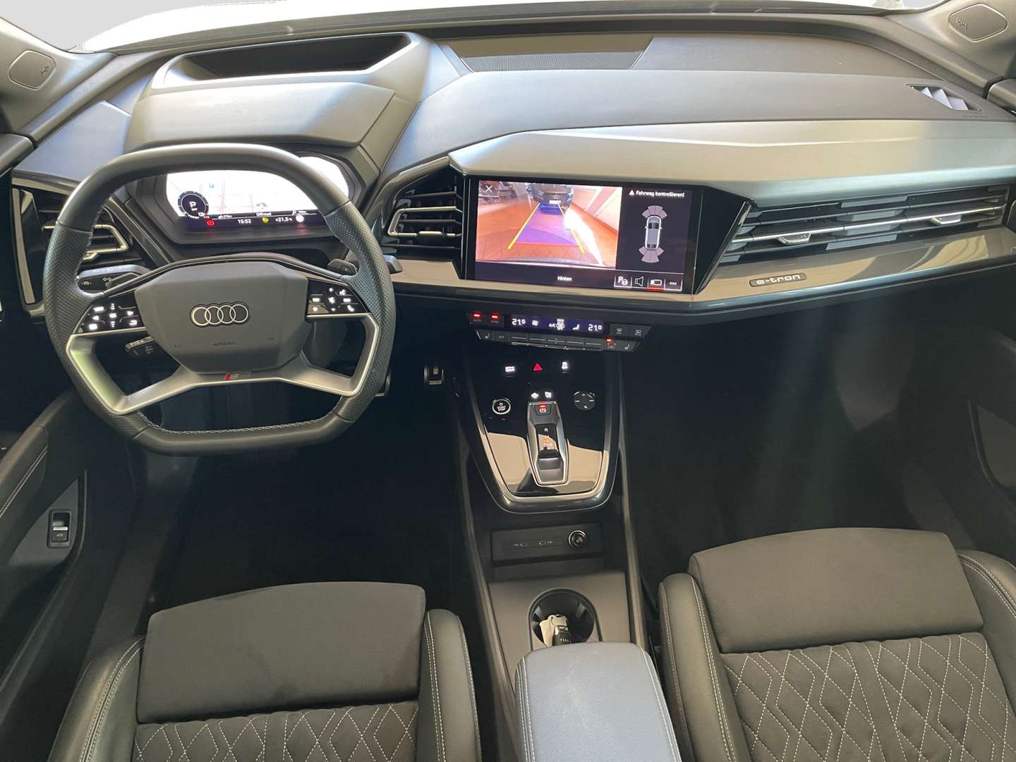 Audi Q4 E-tron Sportback S Line 50 - 2023 - Joinsteer - #3