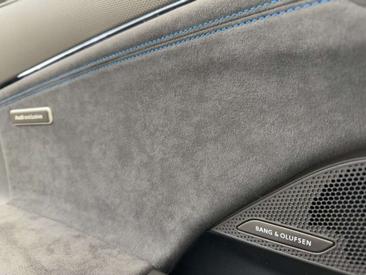 Audi S6 Avant — photo 14