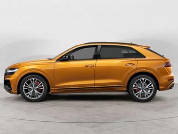 Audi Q8 Competition Plus — photo 3