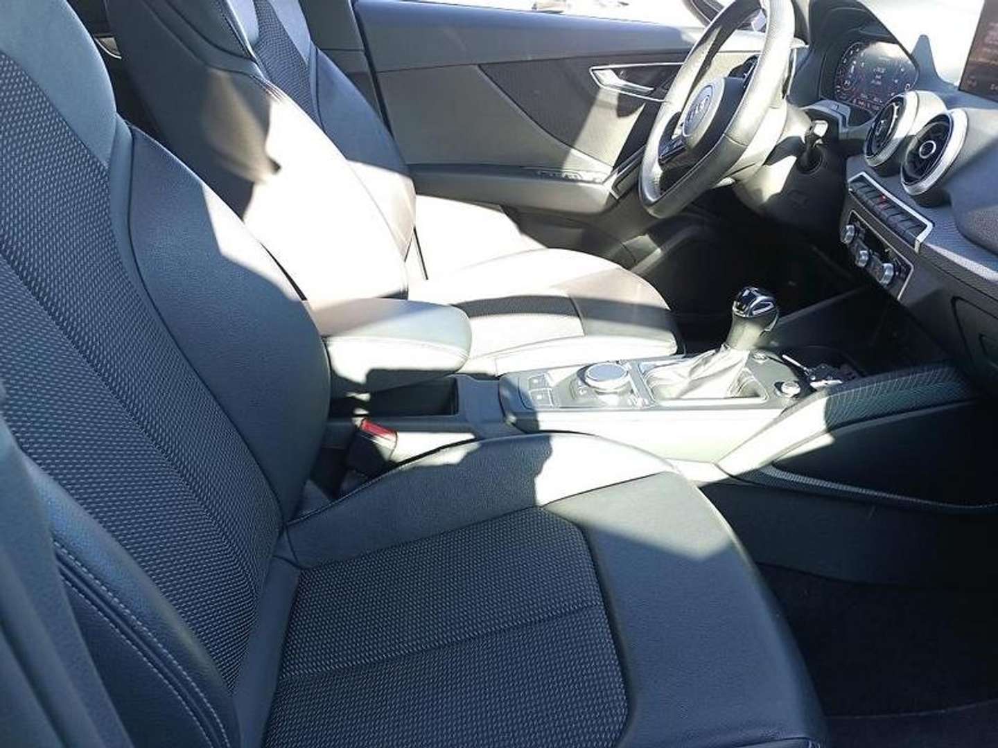 Audi Q2 S Line 35 TFSI - 2022 - Joinsteer - #5