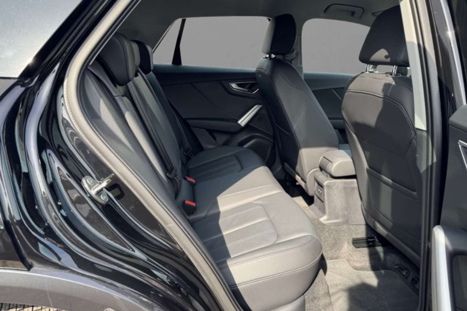 Audi Q2 Business Advanced 35 TDI - 2025 - Joinsteer - #8