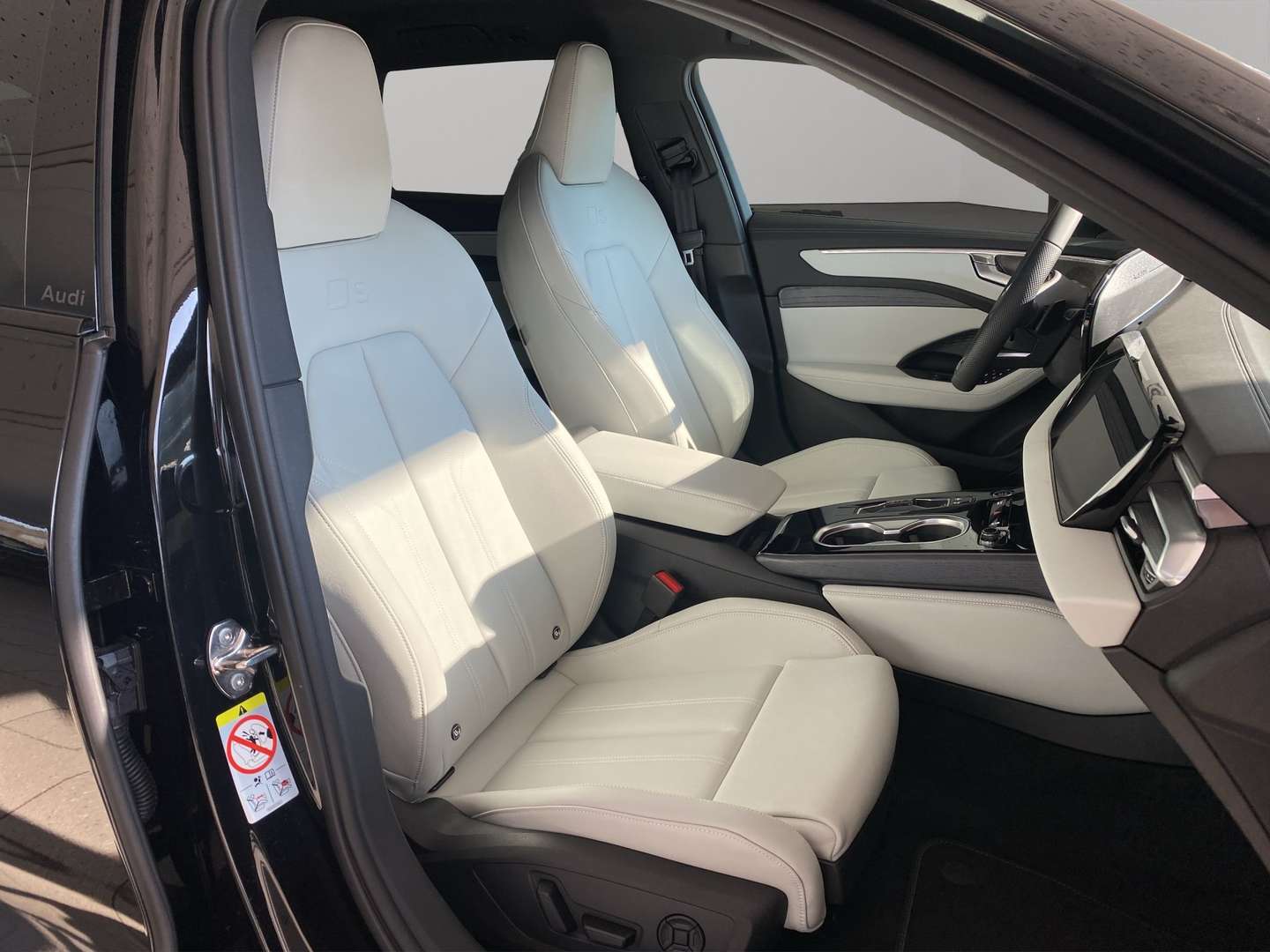 Audi A6 Avant 3.0 TDI - 2026 - Joinsteer - #6