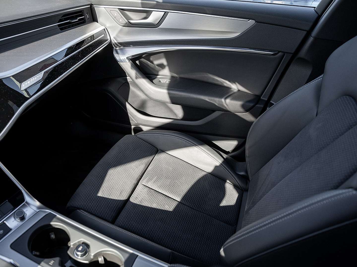 Audi A6 S Line 55 TFSIe - 2023 - Joinsteer - #10