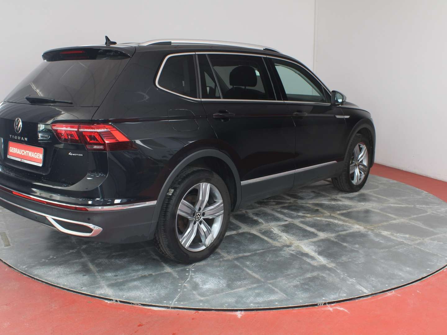 Volkswagen TIGUAN TSI Elegance - 2022 - Joinsteer - #1