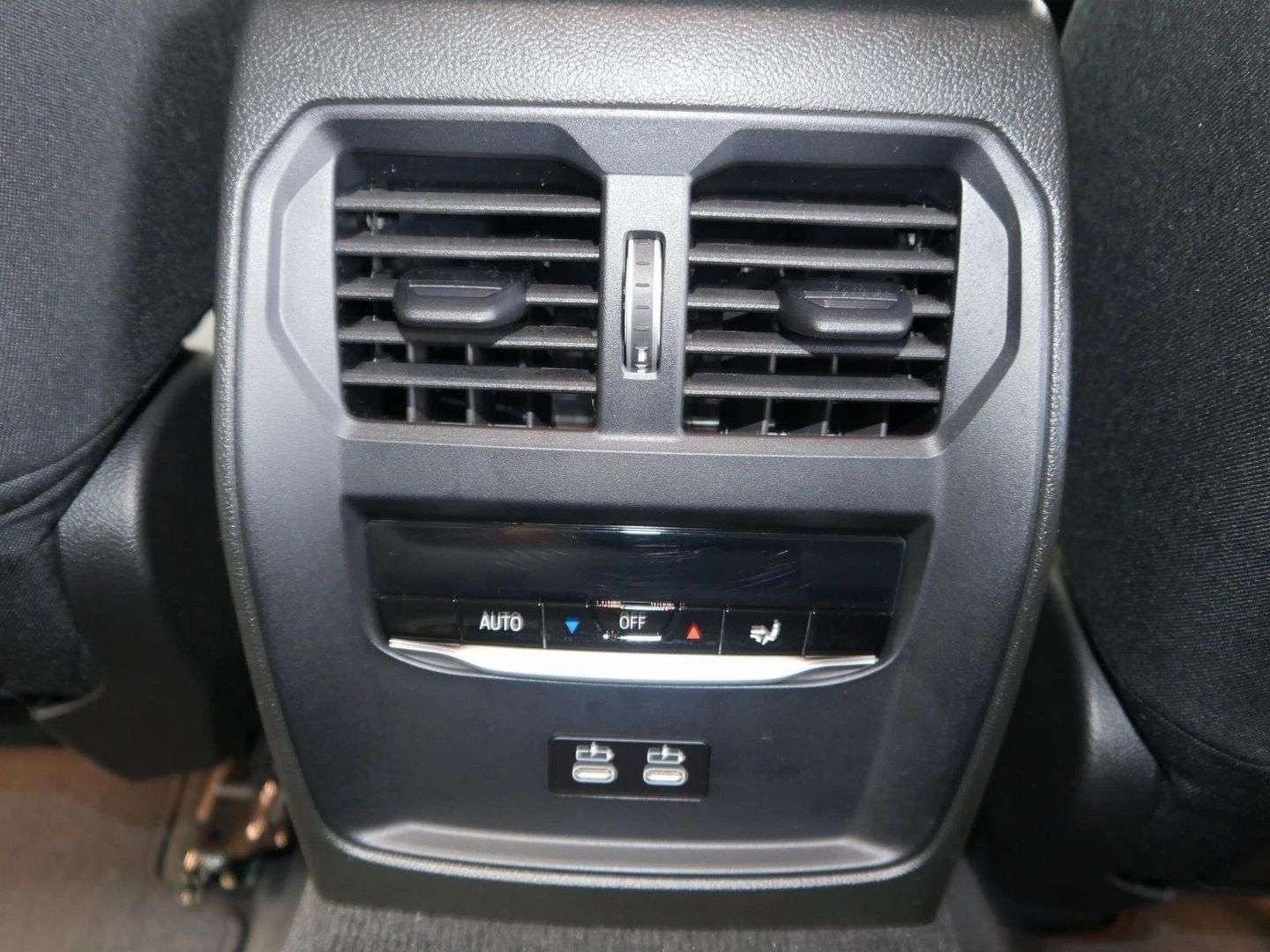 BMW Série 3 318i Harman Kardon - 2024 - Joinsteer - #9