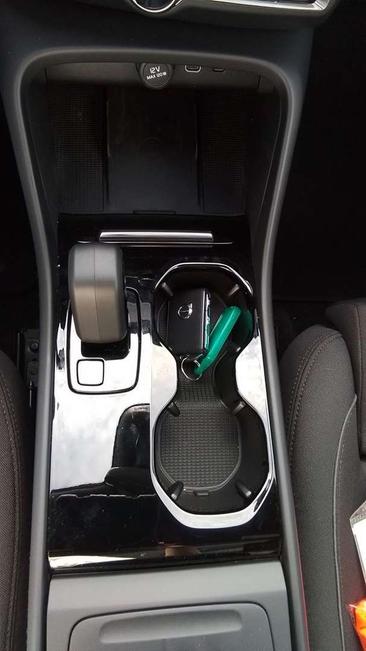 Volvo C40 Recharge Ultimate — photo 10