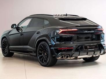 Lamborghini Urus — photo 3