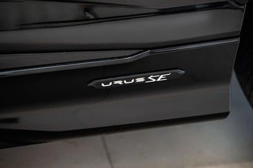 Lamborghini Urus — photo 10