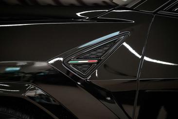 Lamborghini Urus — photo 14