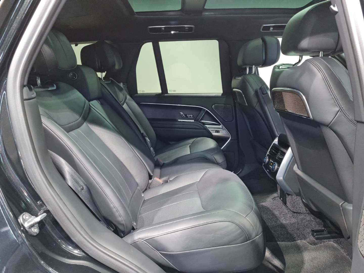 Land Rover Range Rover Autobiography P550e - 2025 - Joinsteer - #6