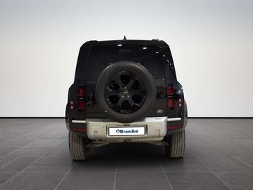 Land Rover Defender 110 SE 3.0 I6 MHEV — photo 5