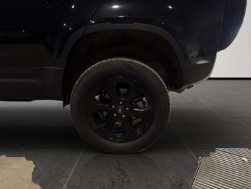 Land Rover Defender 110 SE 3.0 I6 MHEV — photo 20