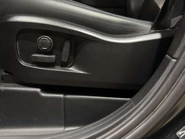 Land Rover Defender 110 SE 3.0 I6 MHEV — photo 24