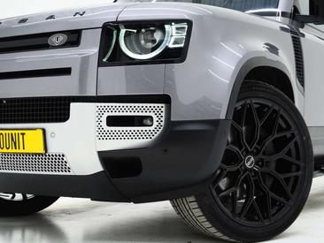 Land Rover Defender 110 2.0 P400e Urban Look | Panoramadak | Explorer — photo 5