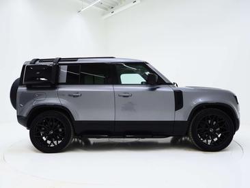 Land Rover Defender 110 2.0 P400e Urban Look | Panoramadak | Explorer — photo 10
