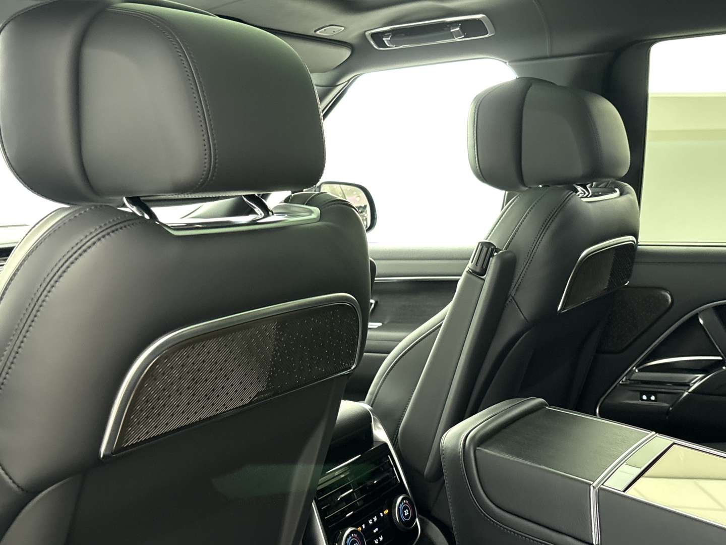Land Rover Range Rover P460e Autobiography PHEV - 2025 - Joinsteer - #22