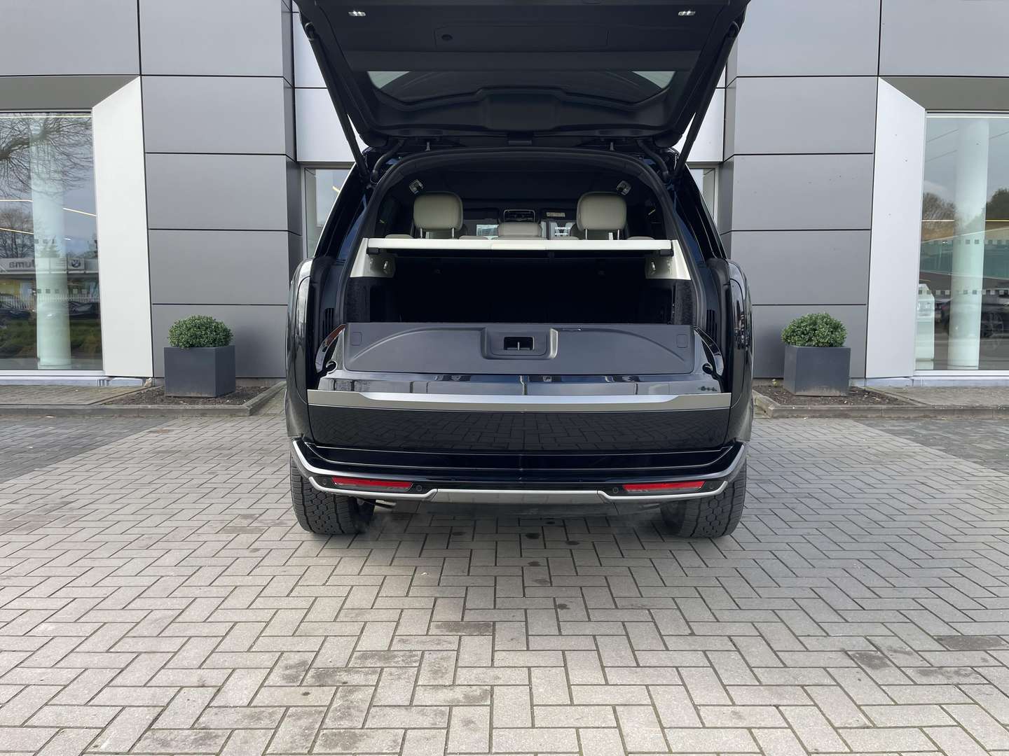 Land Rover Range Rover P460e SE EDITION - 2025 - Joinsteer - #7