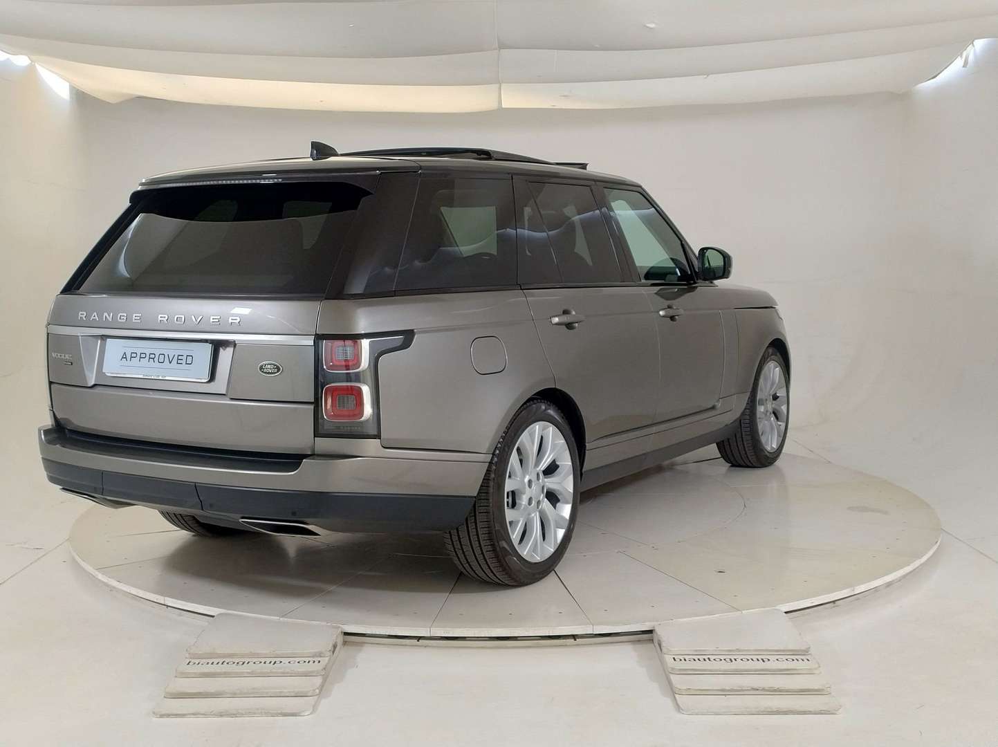 Land Rover Range Rover Vogue Lwb 2.0 I4 Phev 404cv - 2020 - Joinsteer - #2