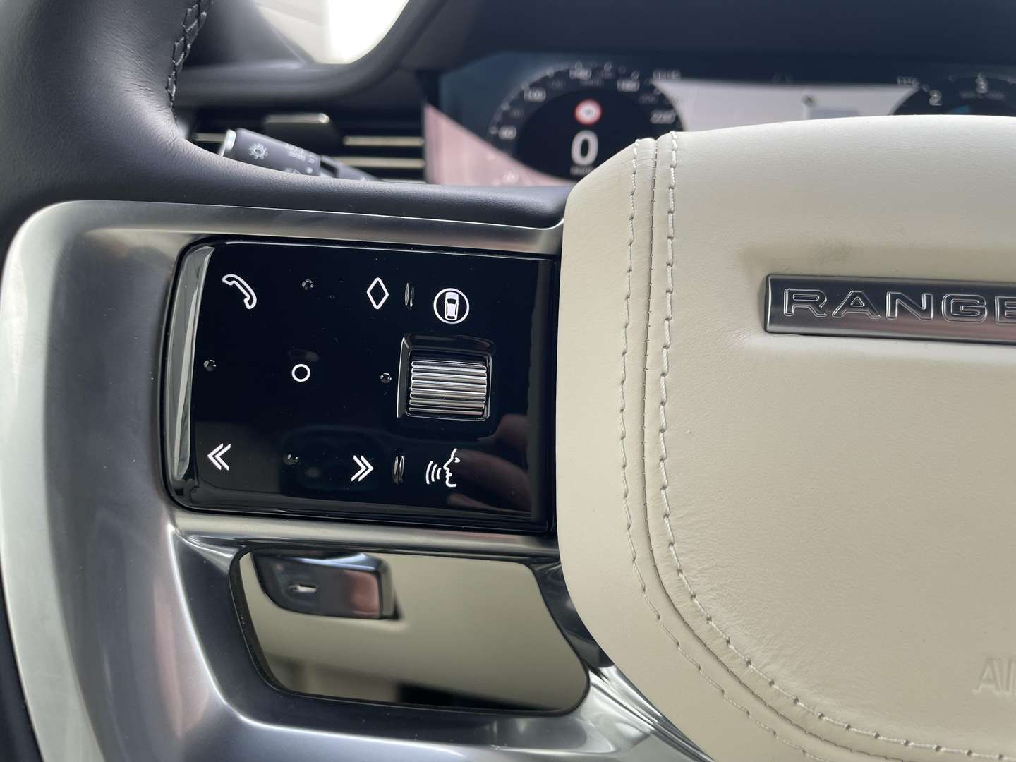 Land Rover Range Rover P460e SE EDITION - 2025 - Joinsteer - #14