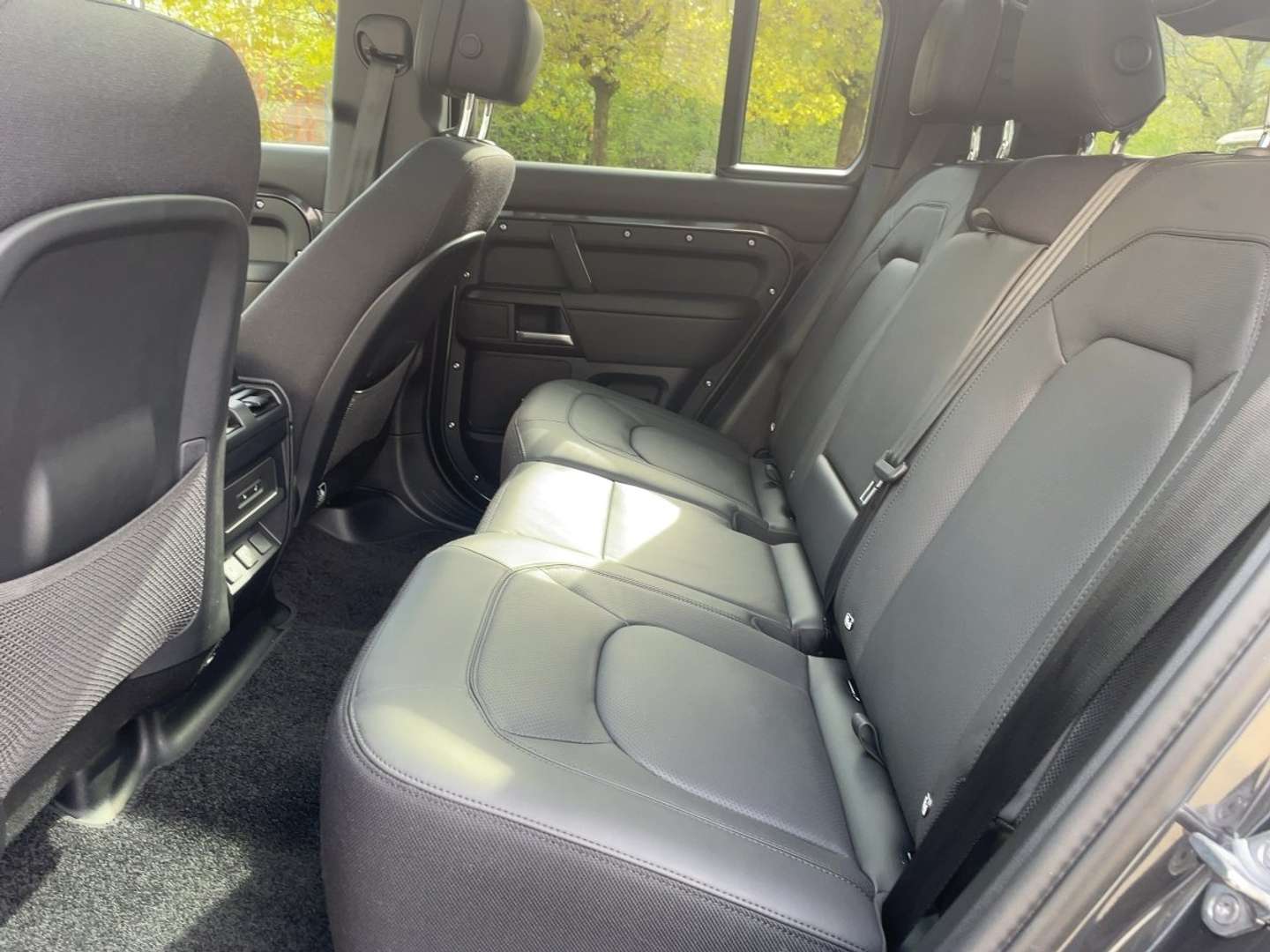 Land Rover Defender 110 D350 X 360-CAM ACC 22 Z AHK Luft - 2026 - Joinsteer - #9