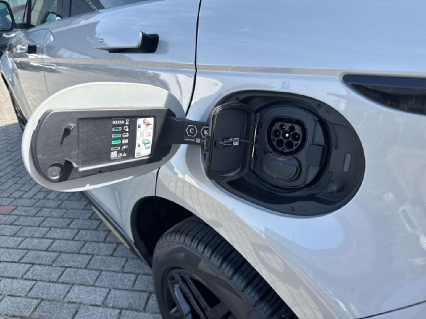 Land Rover Range Rover Evoque R-Dynamic SE Hybrid Park-Assistent Panorama Navi L - 2022 - Joinsteer - #17